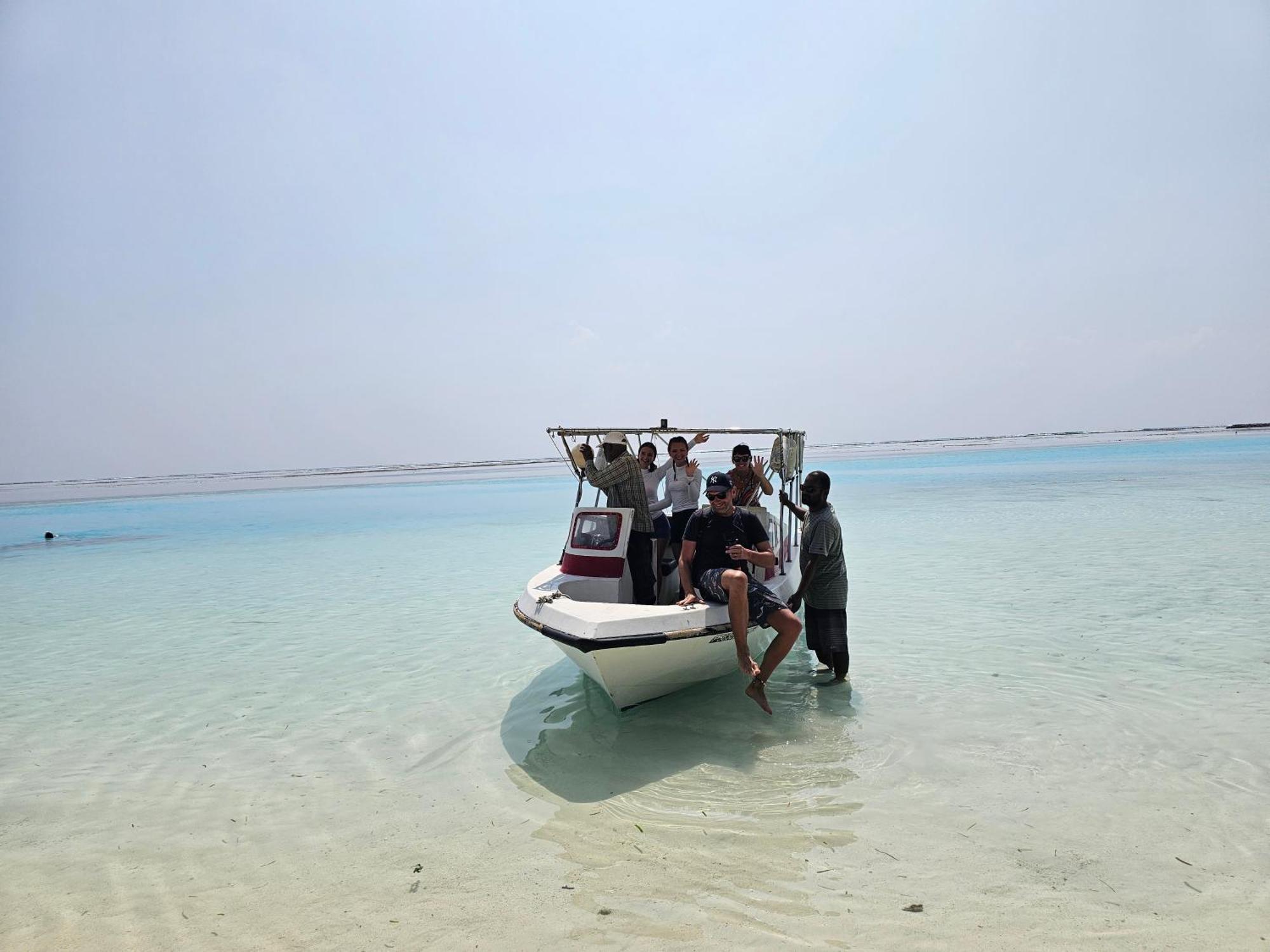Nirili Villa Dhiffushi Luaran gambar